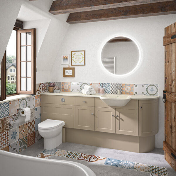 Family bathroom featuring bathroom decor such as mirror, sink, toilet and bath